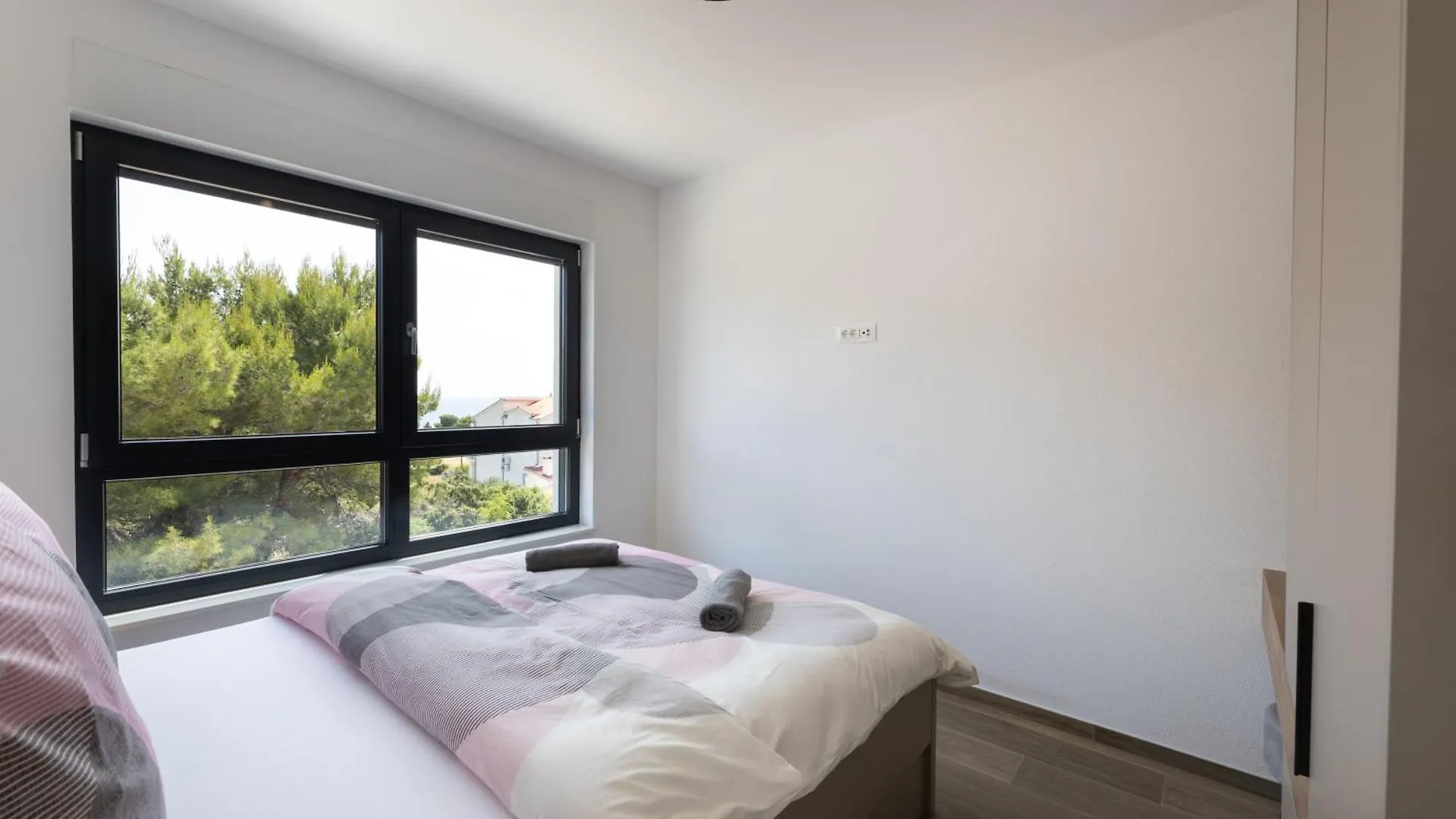 Apartment Lavender By Villa Bright Bliss Seget Vranjica